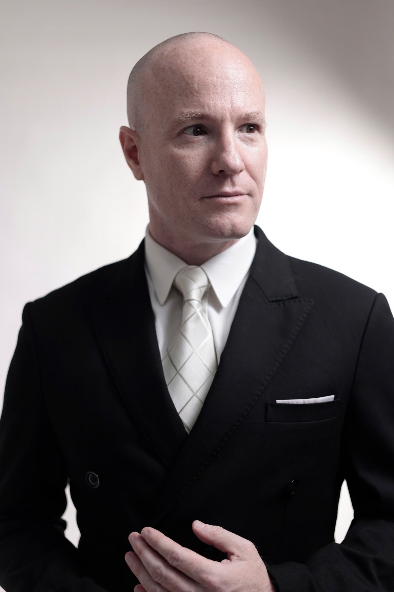 Paul Benavides - MC